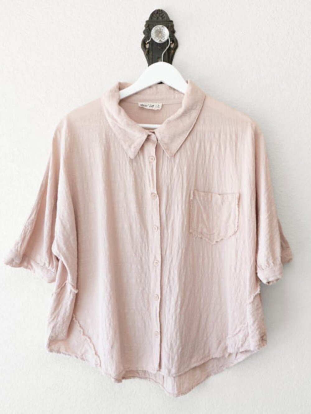 New In Blouse Medium Raw Hem Dolman Sleeve Button Up Pink Relaxed Top